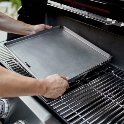 Weber® Summit® FS38X E Smart Gas Grill Black (3)